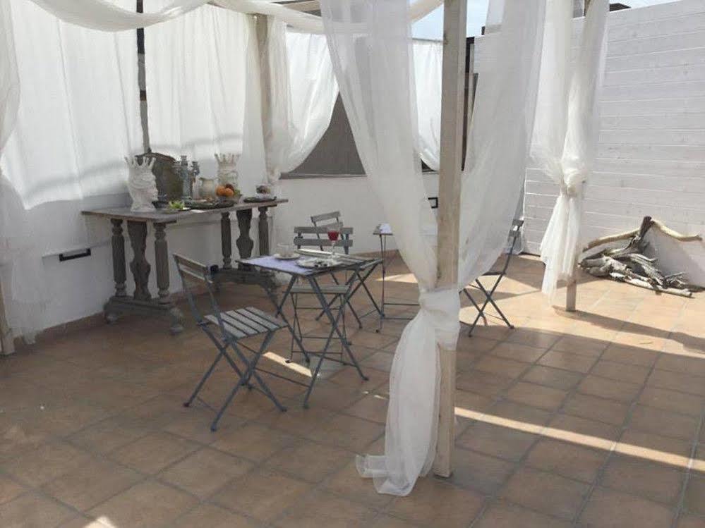 Il Giardino D'Ulisse Bed & Breakfast Reggio di Calabria Exterior foto